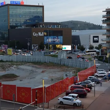 Big דירה פודגוריצה