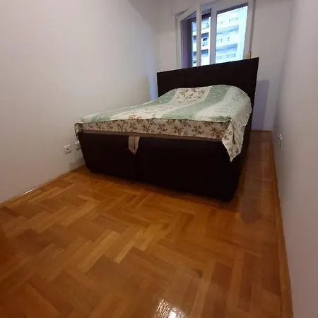 Apartment Big